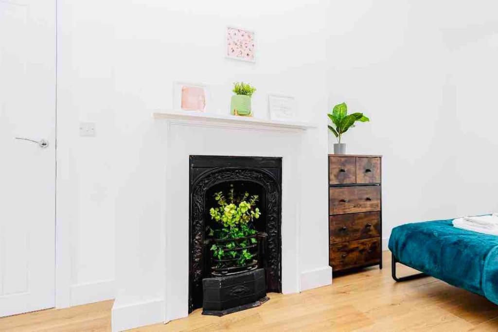 Sleeps 6 The Lovely Lymington Lock Off エクステリア 写真